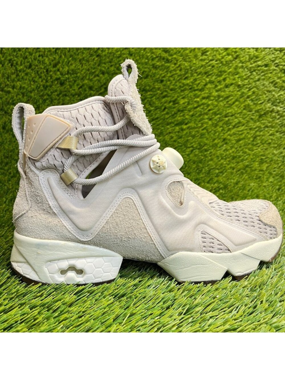 Reebok Furikaze Future Mens Size 8 Beige Gum Athletic Outdoor Shoes Sneakers